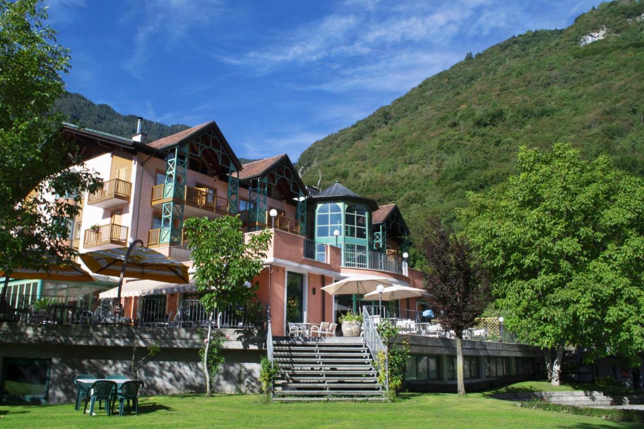 Club Hotel Tenno Bagian luar foto
