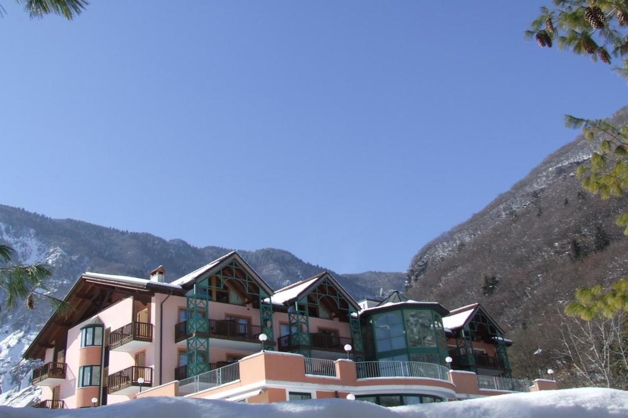 Club Hotel Tenno Bagian luar foto